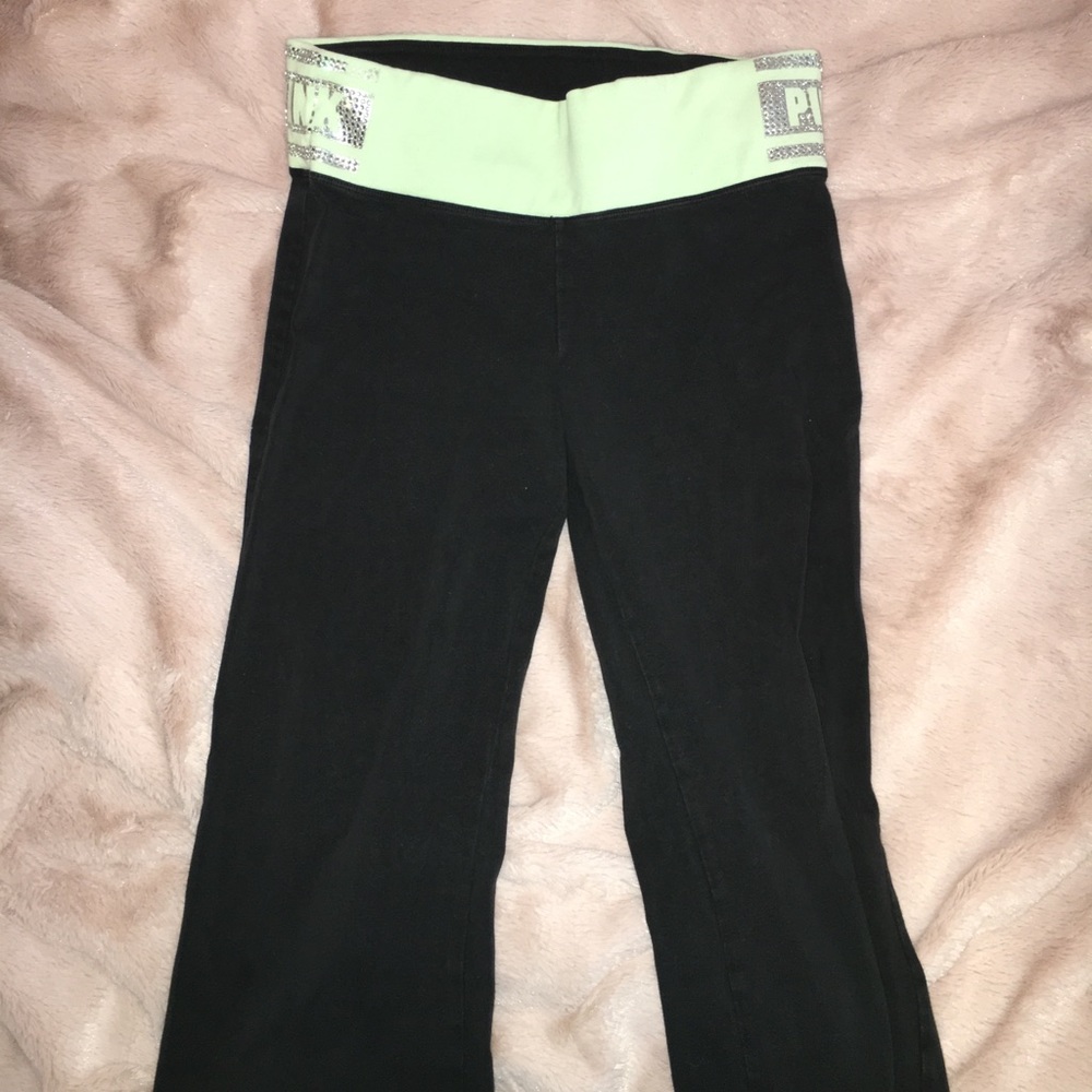 PINK yoga pants
